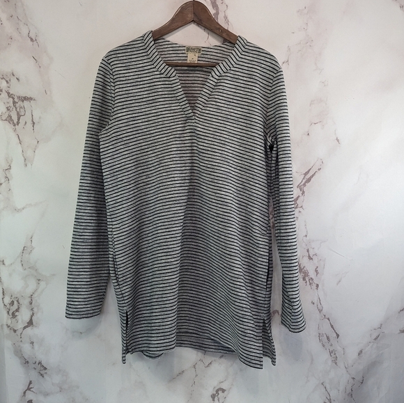 Duluth Shirt Womens Medium Gray Striped Ponte Pro Tunic Pullover V Neck - Picture 2 of 13